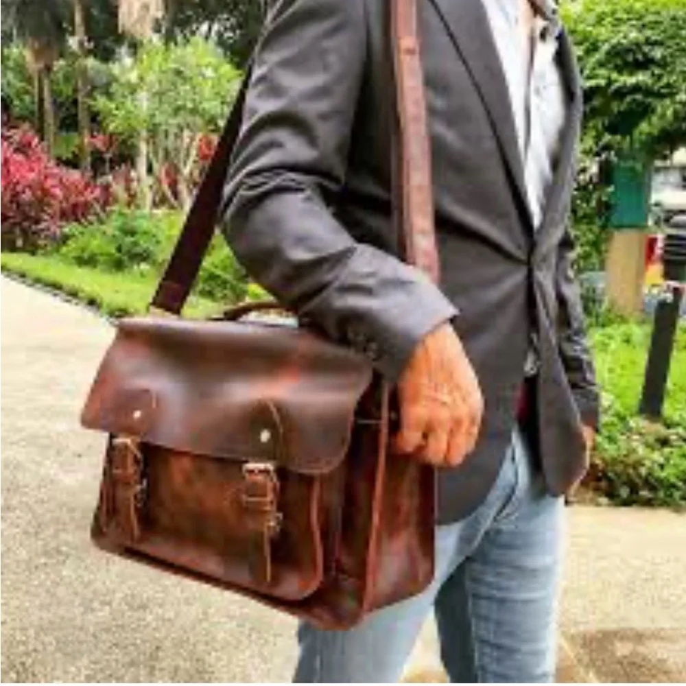 Purple Relic Classic Brown Leather Bag